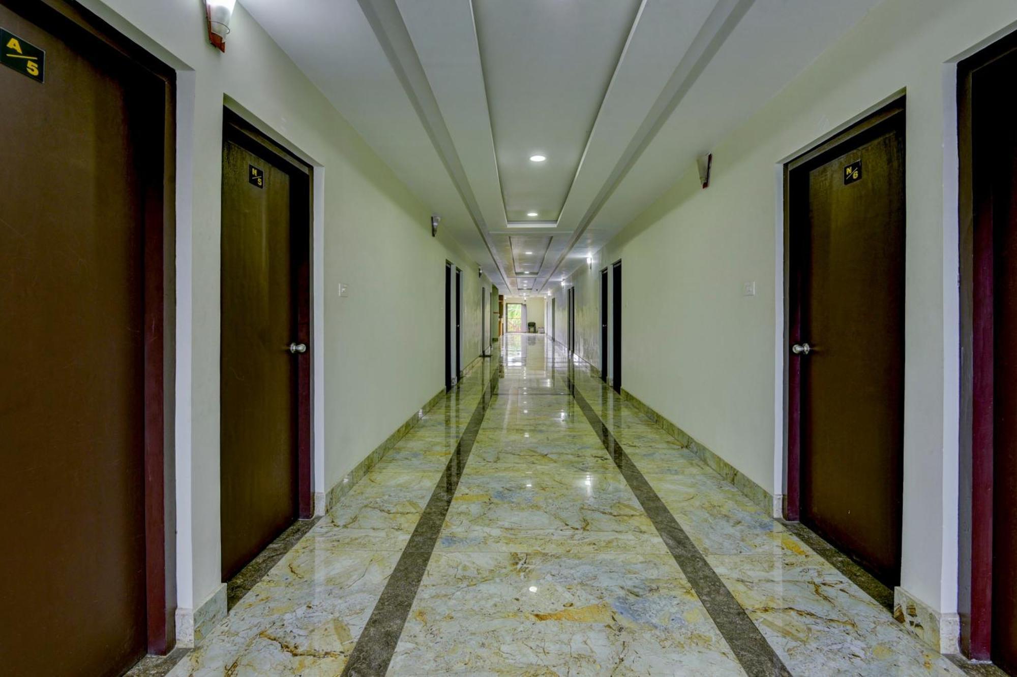 Hotel O Royal Tower Lodge Etakkare Εξωτερικό φωτογραφία